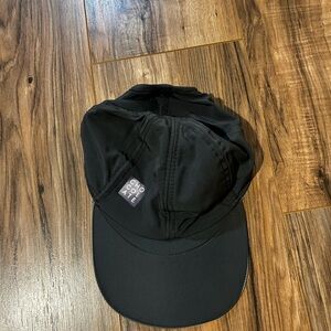 Hot Chocolate Run dark gray hat